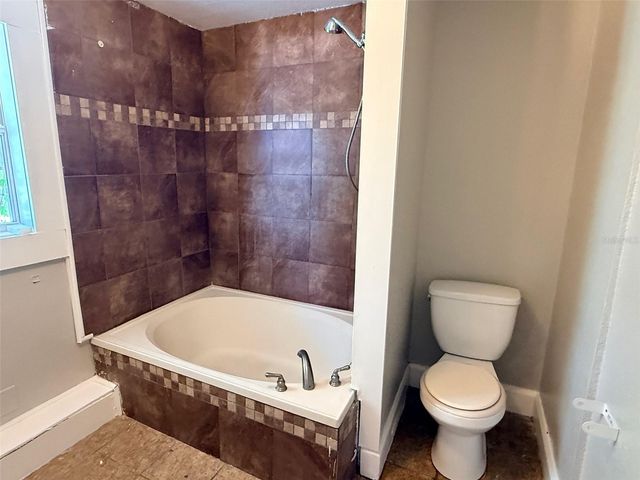 1924 22ND STREET S, St Petersburg, FL 33712