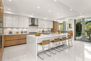 475 E Royal Palm Road 206, Boca Raton, FL 33432