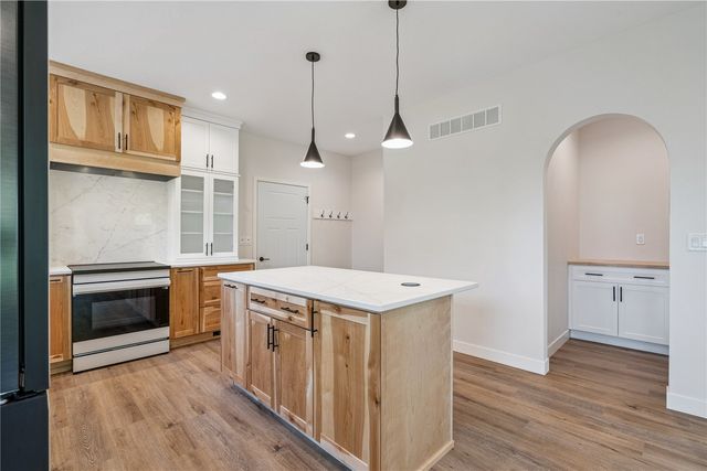 6932 Hackberry Loop, Cedar Rapids, IA 52403