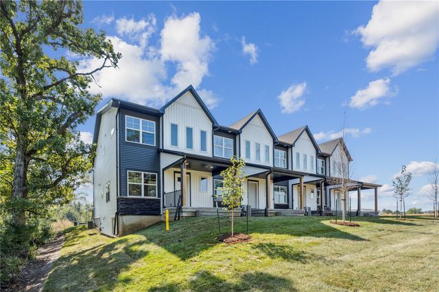 6932 Hackberry Loop, Cedar Rapids, IA 52403