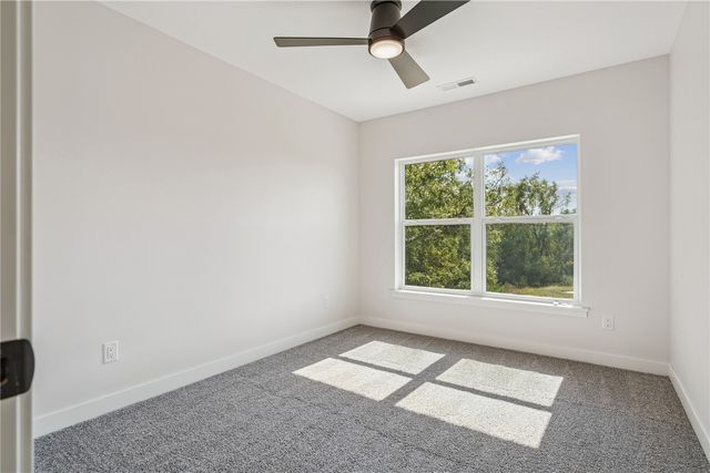 6932 Hackberry Loop, Cedar Rapids, IA 52403