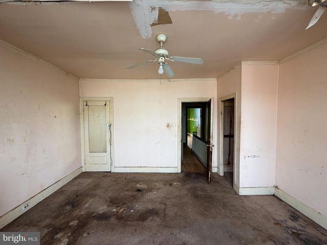 5912 LOCUST ST, Philadelphia, PA 19139