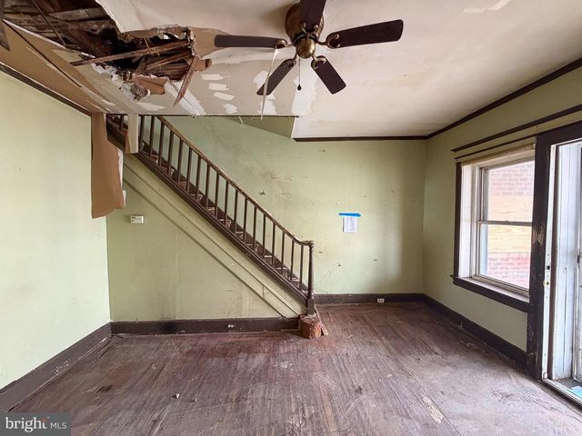 5912 LOCUST ST, Philadelphia, PA 19139