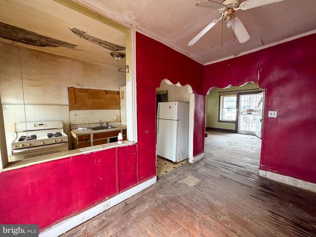 5912 LOCUST ST, Philadelphia, PA 19139