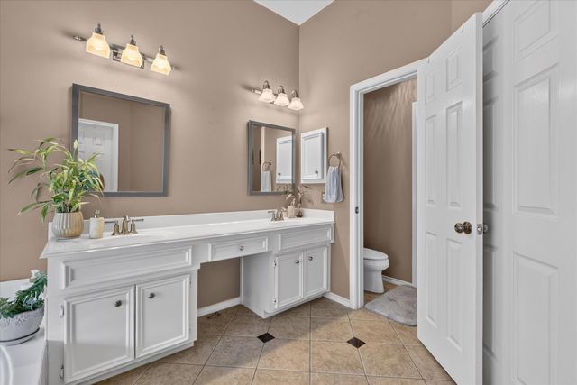 3523 Paigewood Drive, Pearland, TX 77584