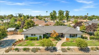 2839 N Delno Avenue, Fresno, CA 93705