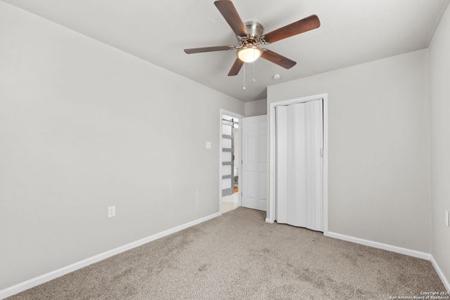 311 S San Joaquin Ave, San Antonio, TX 78237