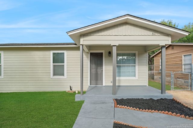 311 S San Joaquin Ave, San Antonio, TX 78237
