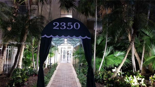 2350 NE 135th St 1402, North Miami, FL 33181