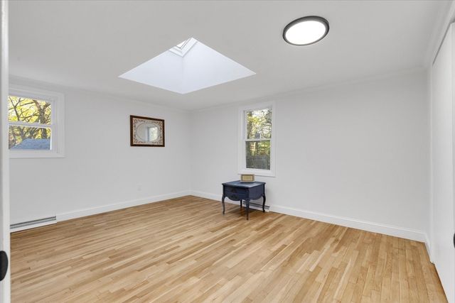 168 Highland Dr, Barnstable, MA 02632