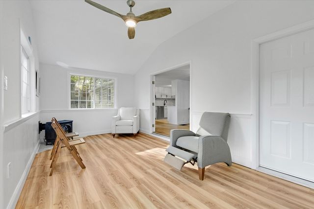 168 Highland Dr, Barnstable, MA 02632