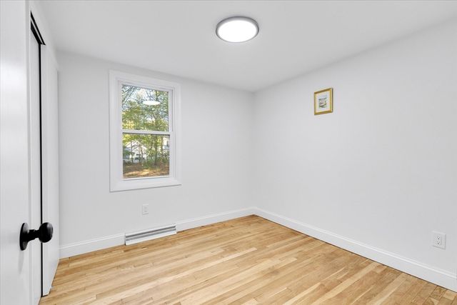 168 Highland Dr, Barnstable, MA 02632