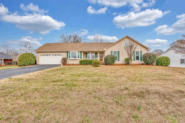 437 Cresthaven Drive, Spartanburg, SC 29316