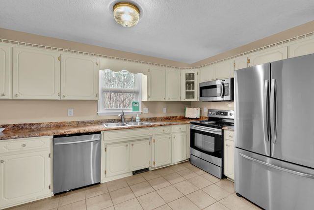 437 Cresthaven Drive, Spartanburg, SC 29316