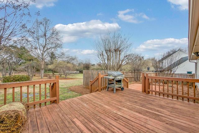 437 Cresthaven Drive, Spartanburg, SC 29316