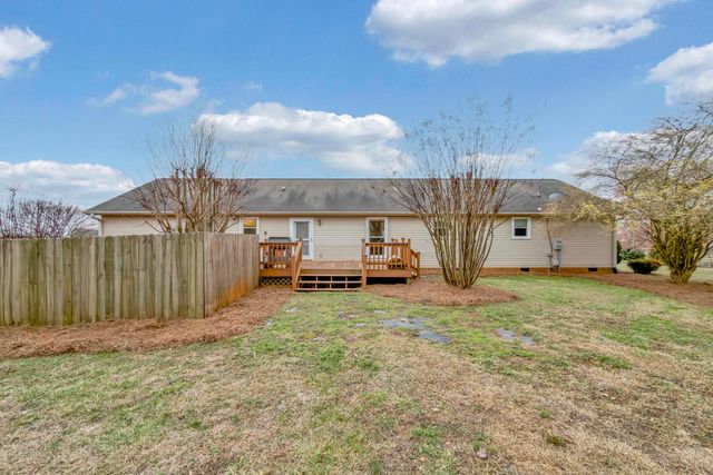 437 Cresthaven Drive, Spartanburg, SC 29316