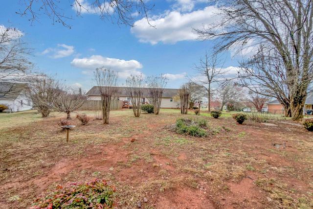 437 Cresthaven Drive, Spartanburg, SC 29316