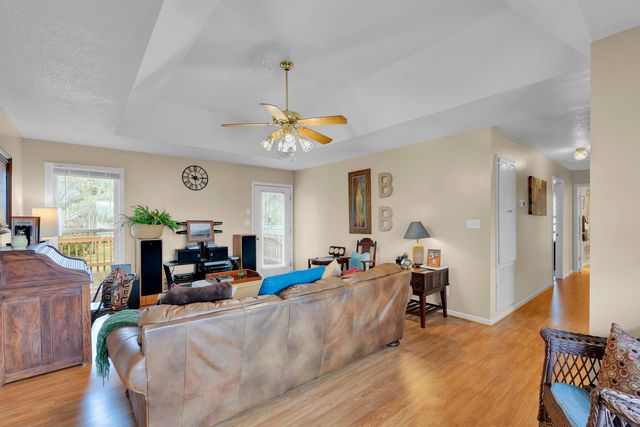 437 Cresthaven Drive, Spartanburg, SC 29316