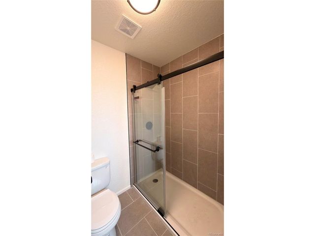 19625 E Montview Dr, Aurora, CO 80011