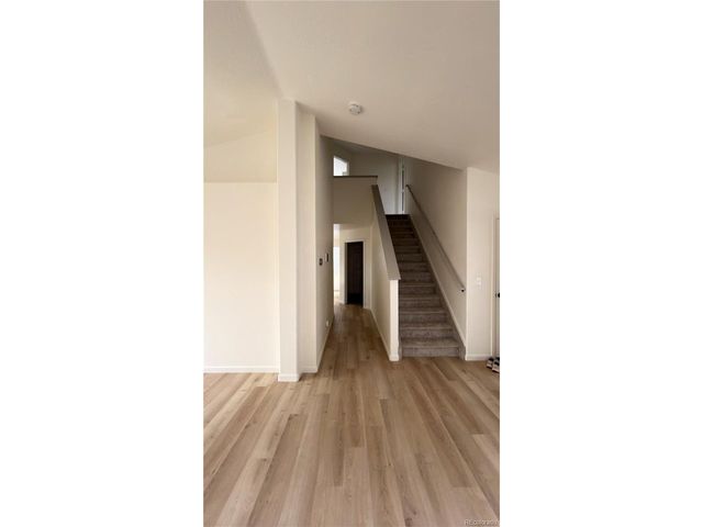 19625 E Montview Dr, Aurora, CO 80011