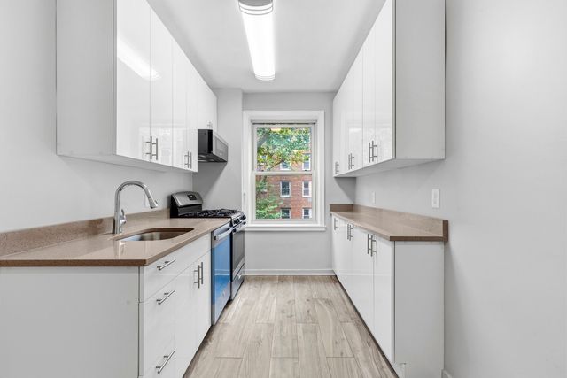 4817 42nd St Apt 4C, New York City, NY 11104
