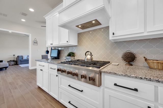 837 Peppervine Drive, Waxahachie, TX 75165