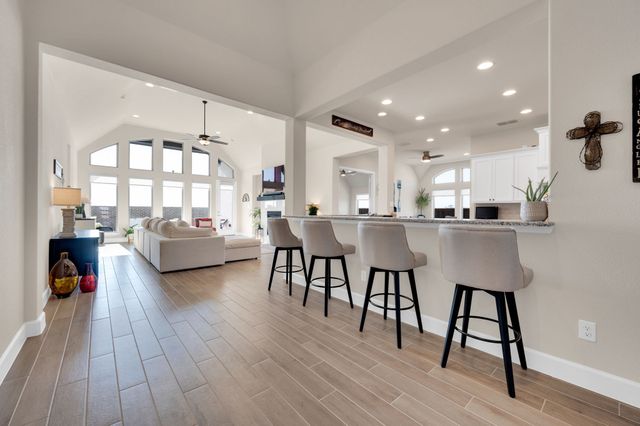 837 Peppervine Drive, Waxahachie, TX 75165