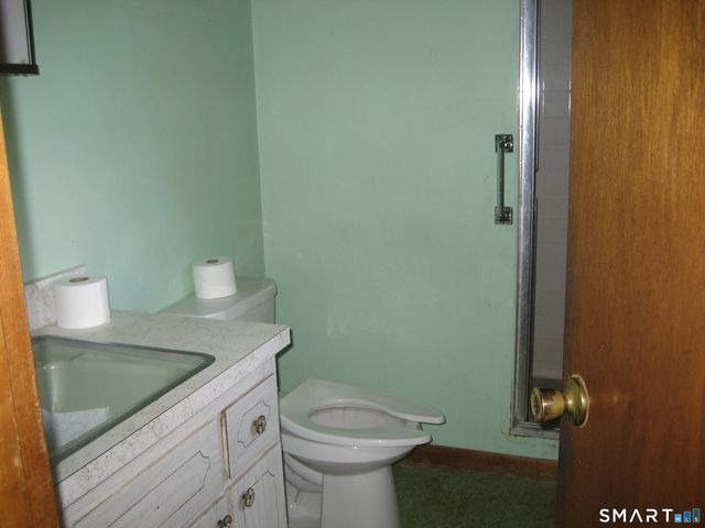 21 Daniel Street, Norwich, CT 06360
