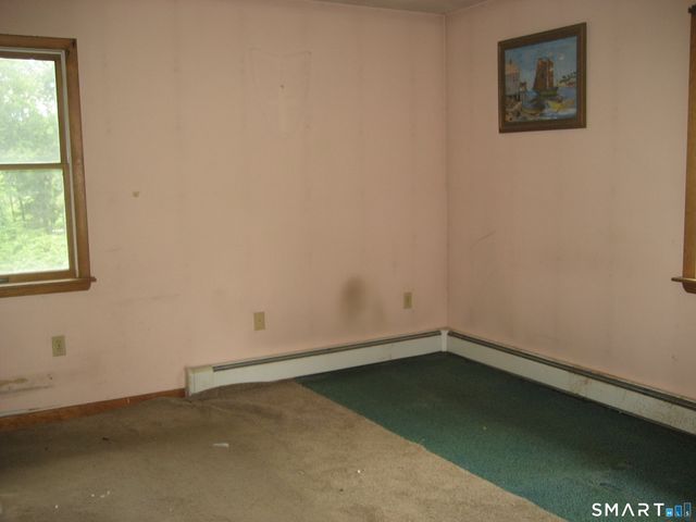 21 Daniel Street, Norwich, CT 06360