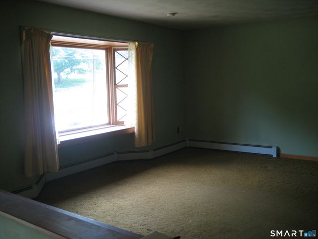 21 Daniel Street, Norwich, CT 06360