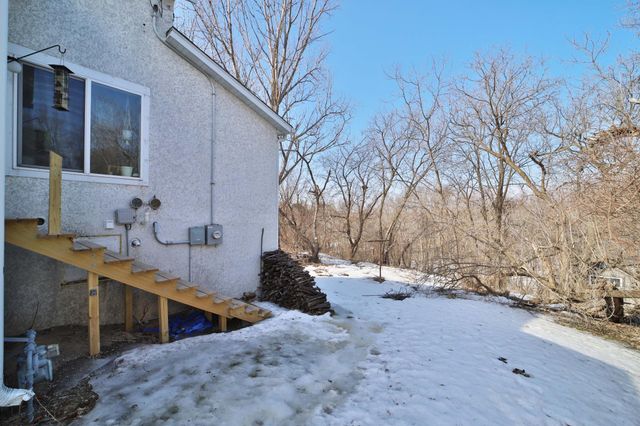 403 N 1st Street, Brainerd, MN 56401