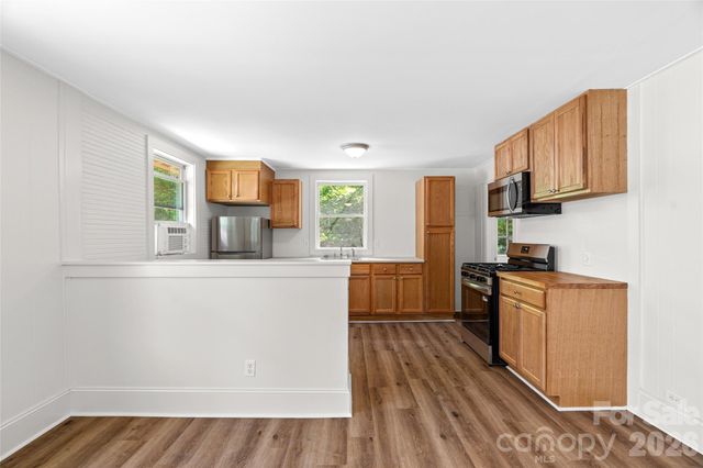 5 Company Street, Asheville, NC 28804