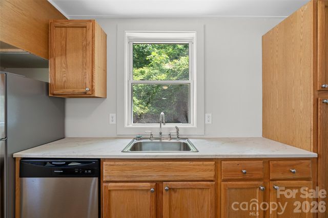 5 Company Street, Asheville, NC 28804