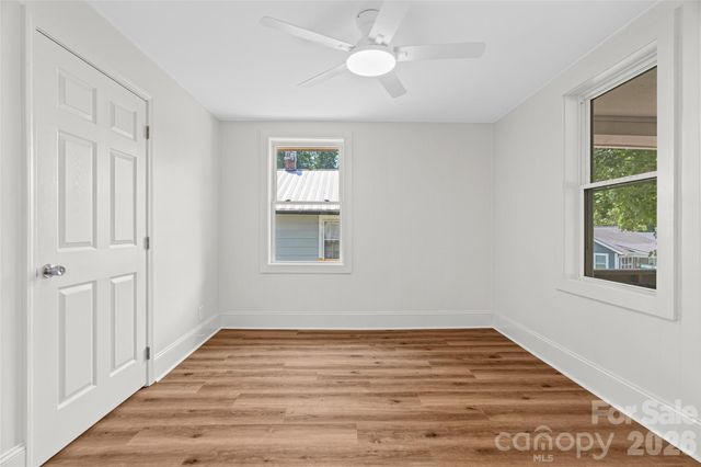 5 Company Street, Asheville, NC 28804