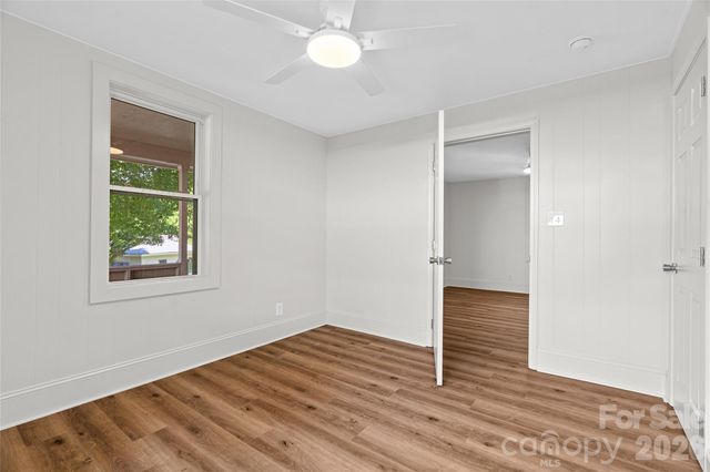 5 Company Street, Asheville, NC 28804