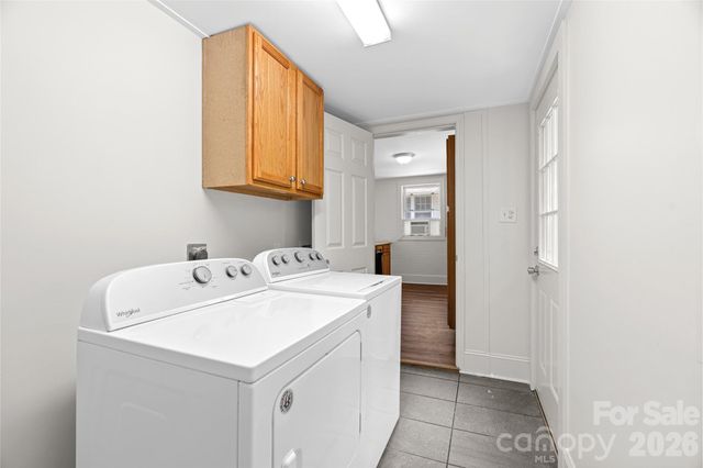 5 Company Street, Asheville, NC 28804