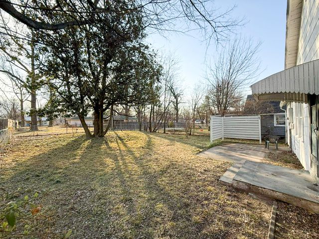 826 J Street NW, Miami, OK 74354