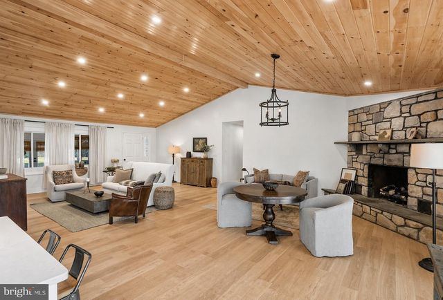 723 SAYLORS MILL RD, Spring City, PA 19475