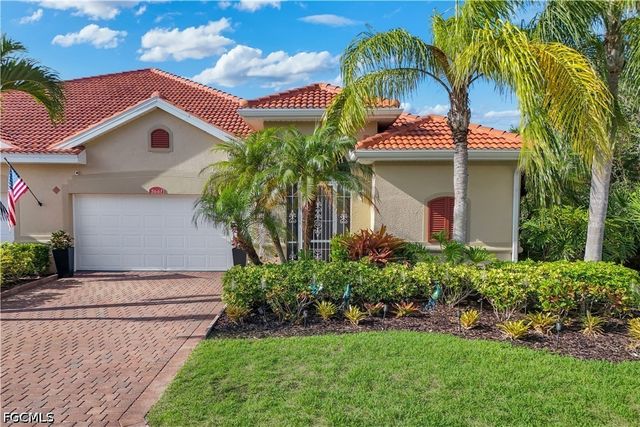 5661 Kensington LOOP, Fort Myers, FL 33912