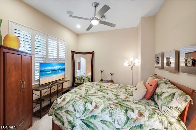 5661 Kensington LOOP, Fort Myers, FL 33912