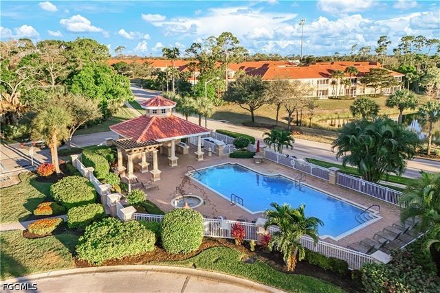 5661 Kensington LOOP, Fort Myers, FL 33912