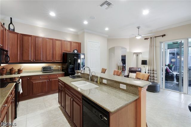 5661 Kensington LOOP, Fort Myers, FL 33912