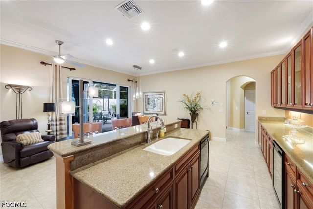 5661 Kensington LOOP, Fort Myers, FL 33912