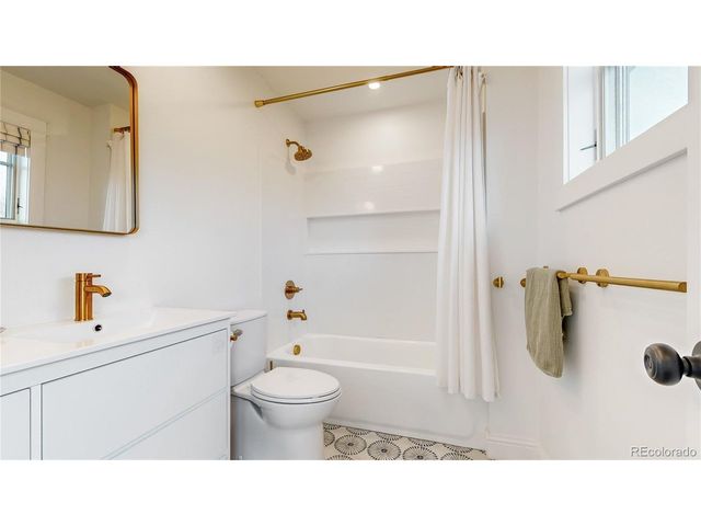 4041 W Hayward Pl, Denver, CO 80212