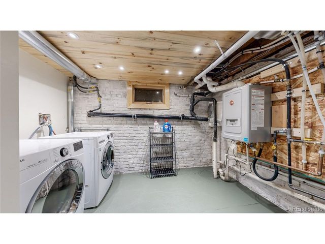 4041 W Hayward Pl, Denver, CO 80212