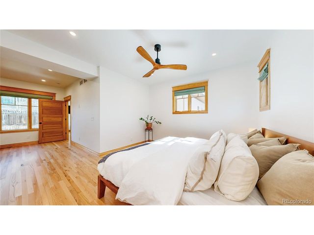 4041 W Hayward Pl, Denver, CO 80212