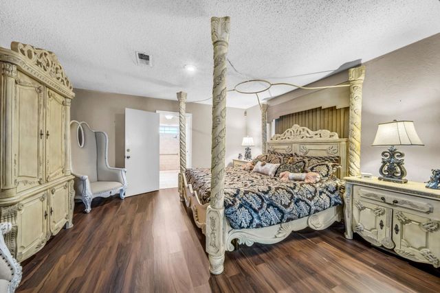 602 Cypresswood Drive, Spring, TX 77388