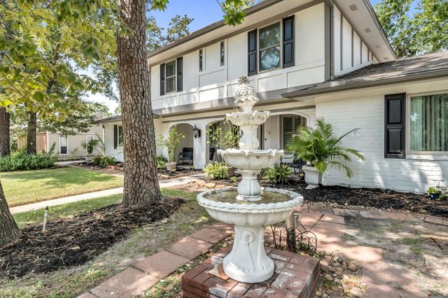 602 Cypresswood Drive, Spring, TX 77388