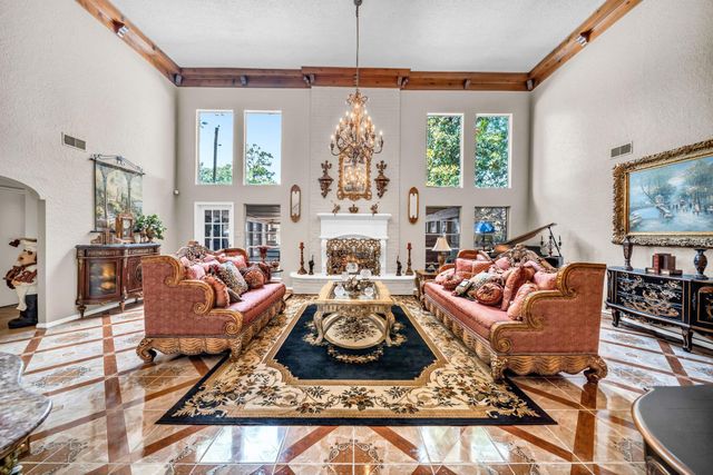 602 Cypresswood Drive, Spring, TX 77388