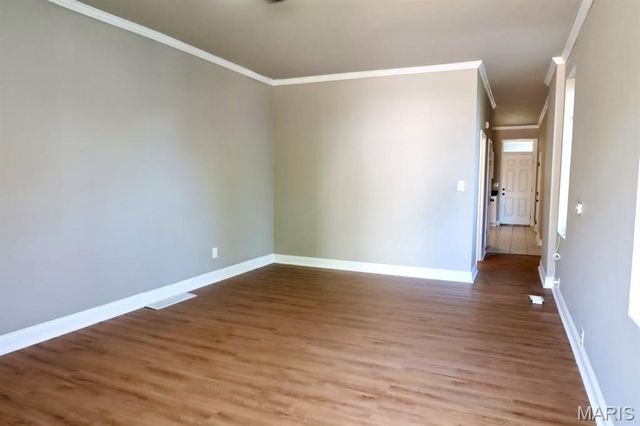 7614 Pennsylvania Avenue, St Louis, MO 63111